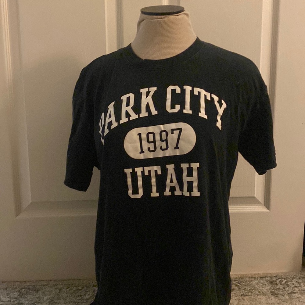Park City Utah Hollister Shirt